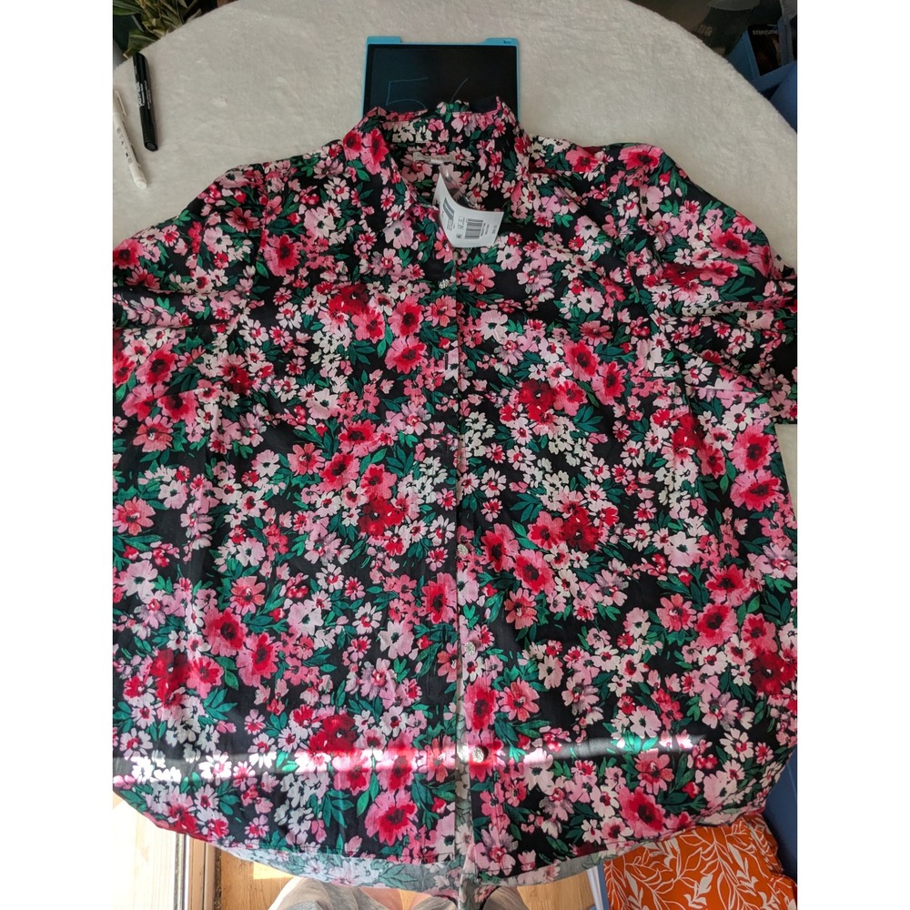 Crown & Ivy Blouse Womens 2X Black Pink Floral NWT Rhinestone Button Up Top